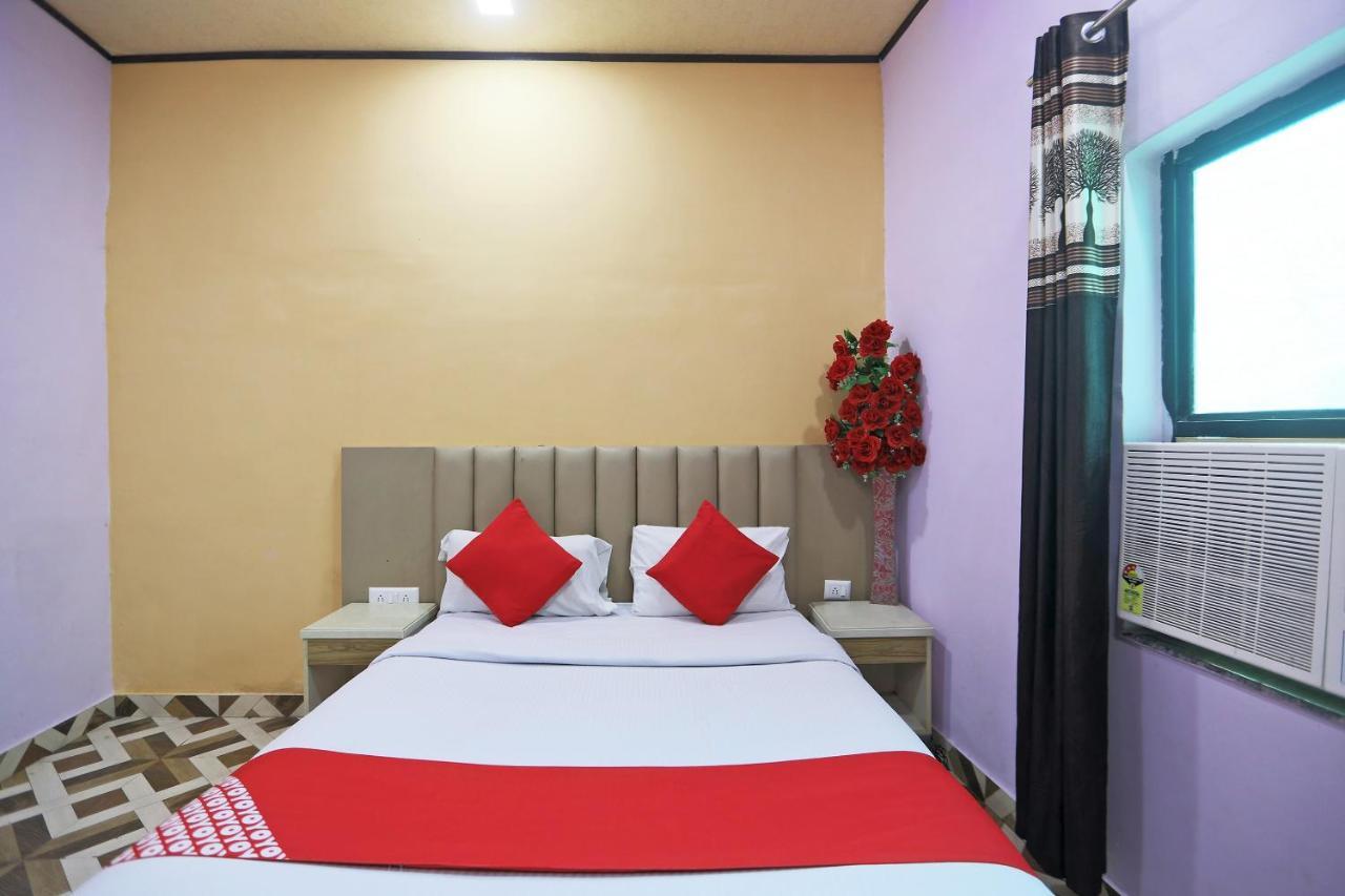 Oyo 63528 60 Milestone Hotel Tibri Ngoại thất bức ảnh